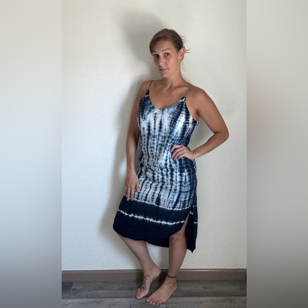 Anthropologie Cloth & Stone Tie Dye Midi Dress Navy White